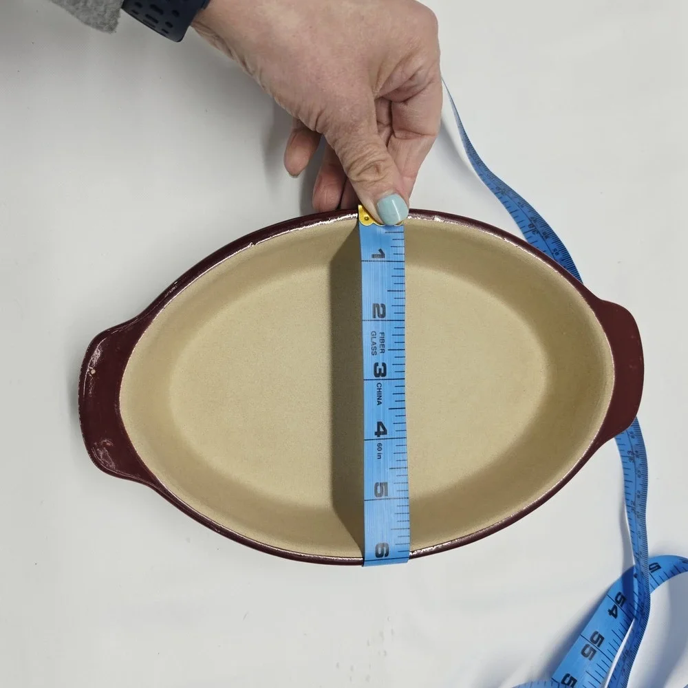 Pampered Chef Small Oval Baker Cranberry Family Heritage Tradition USA 9.75